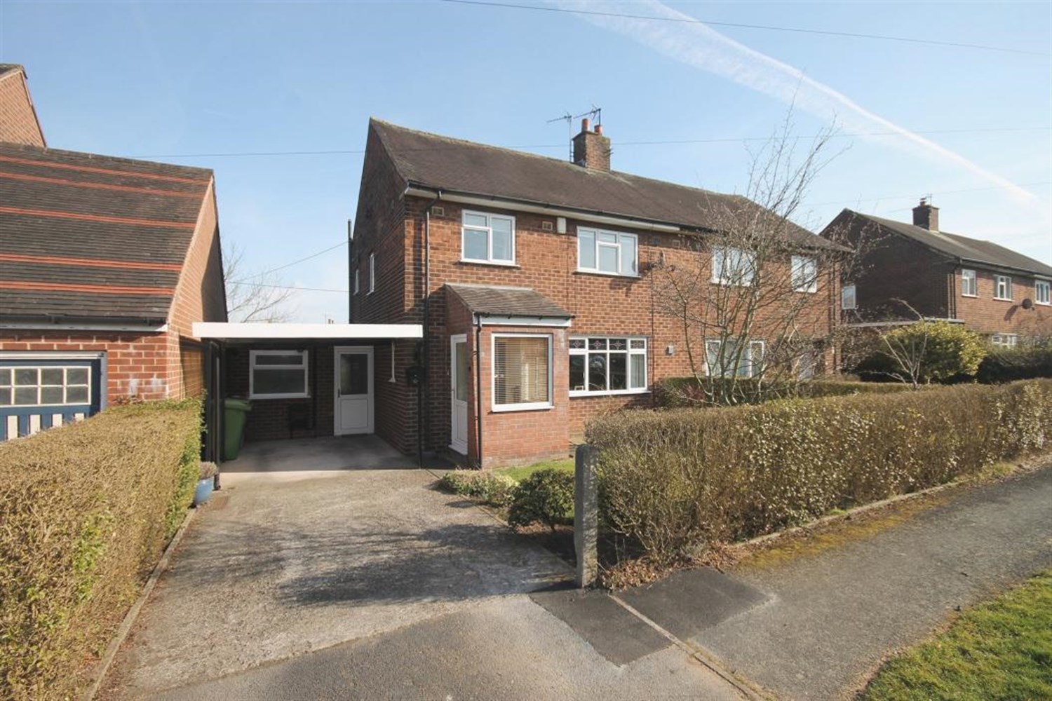 3 bedroom Semi-Detached House Sold