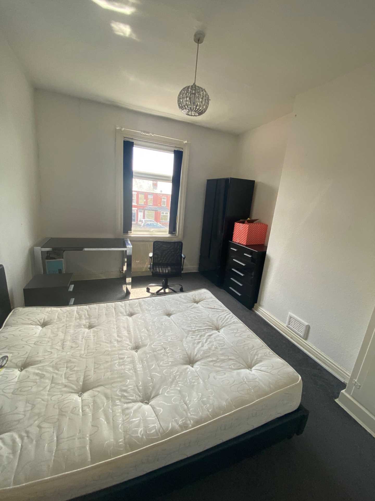 3 bedroom Terraced To Let