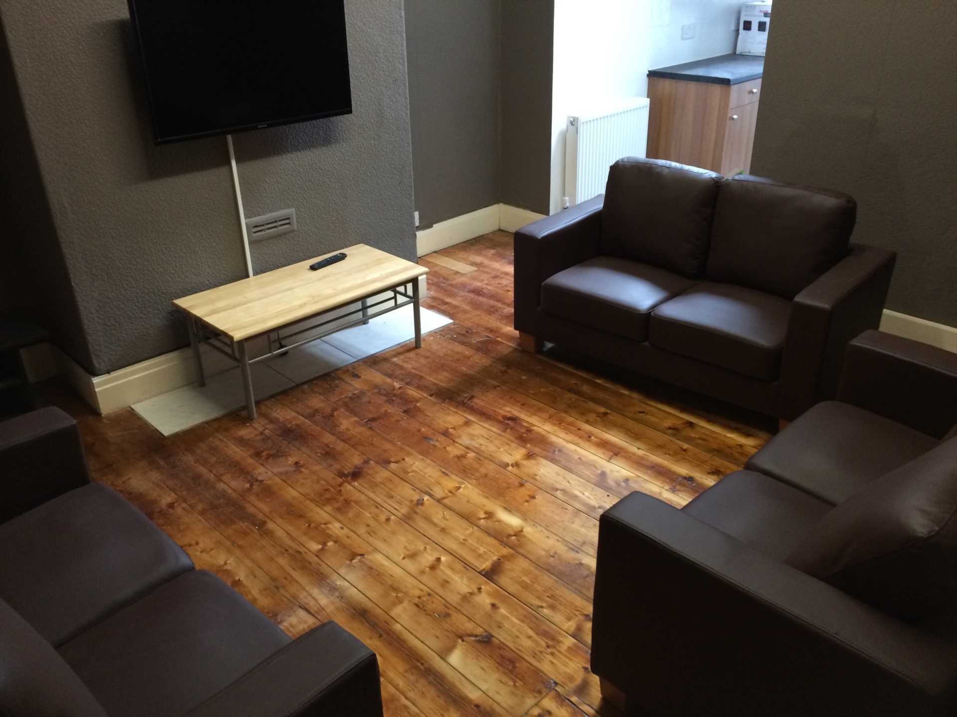 6 bedroom Terraced To Let