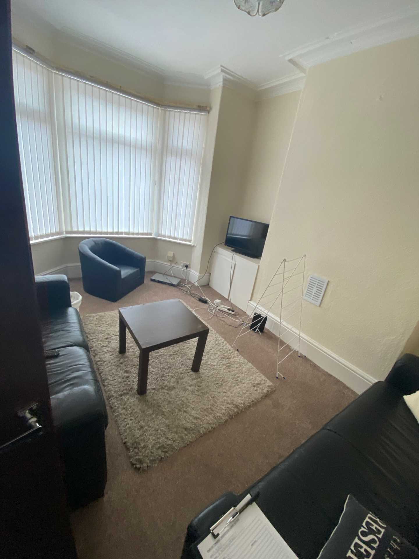 4 bedroom Terraced To Let
