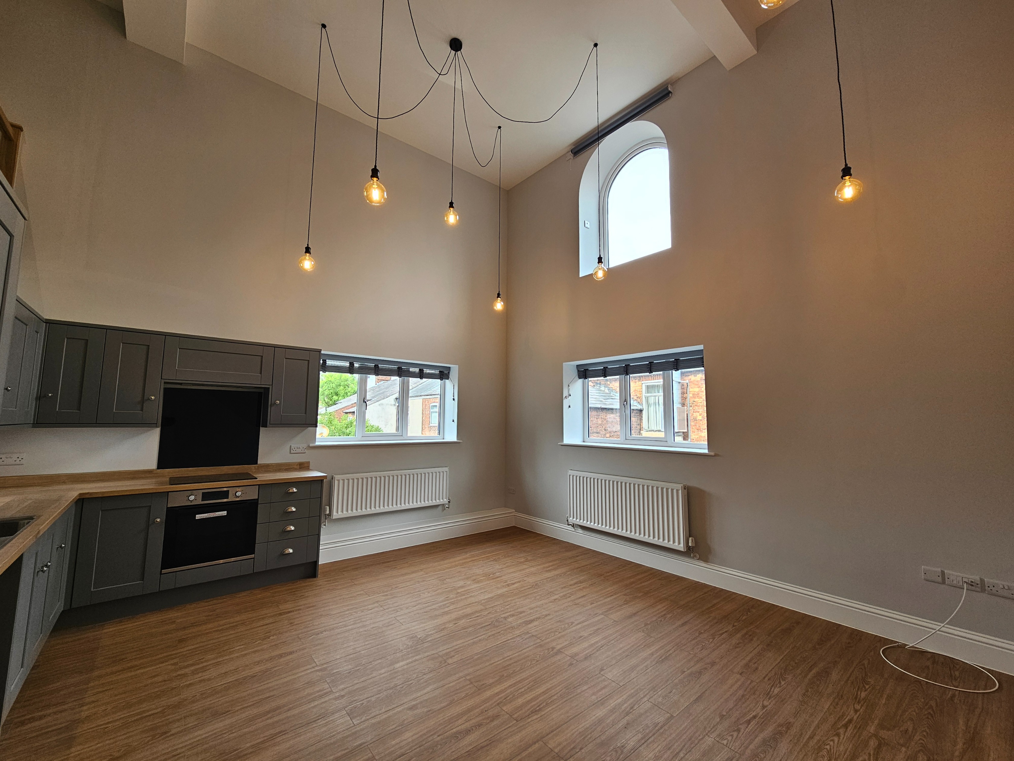 2 bedroom Apartment Let agreed
