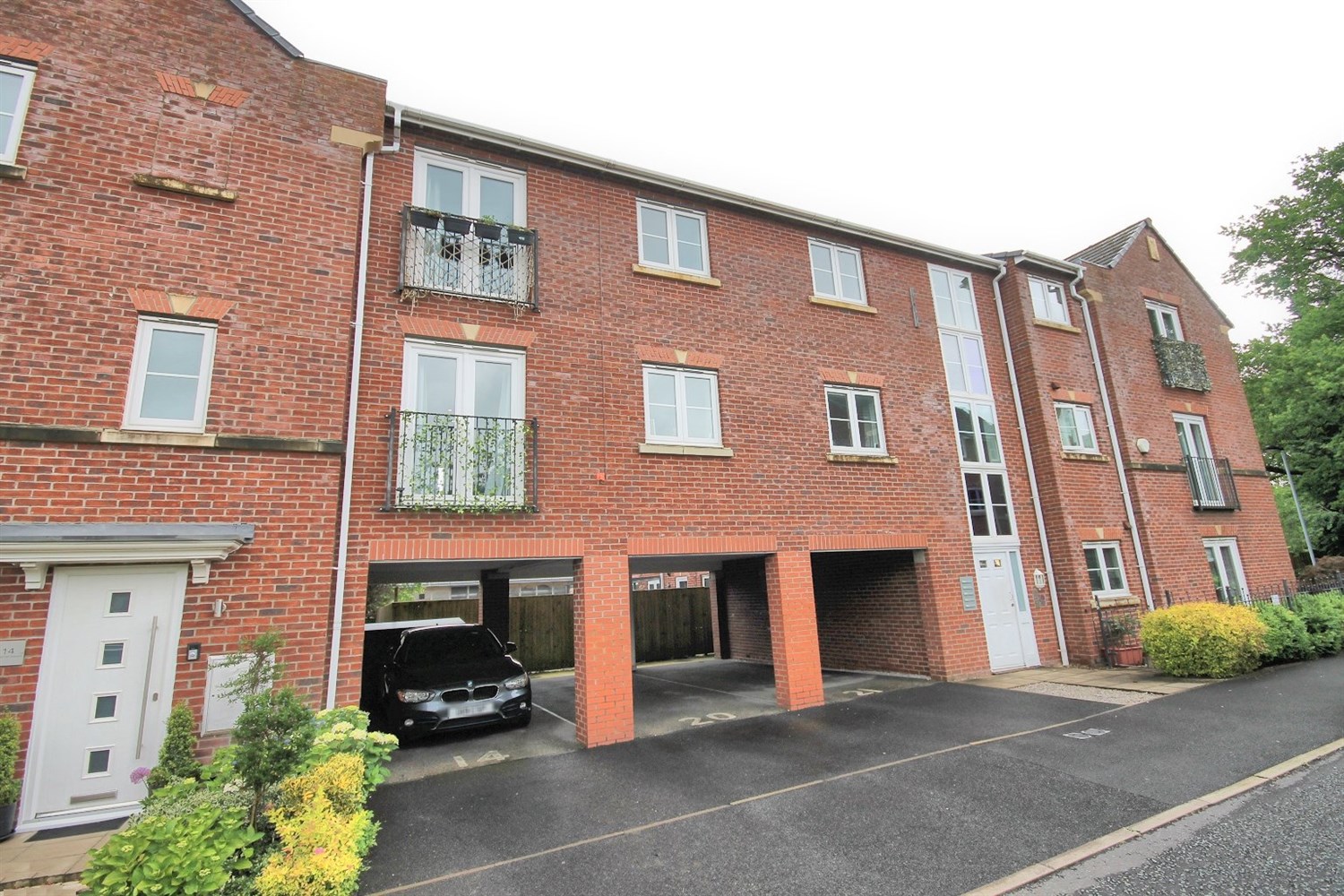 2 bedroom Apartment SSTC