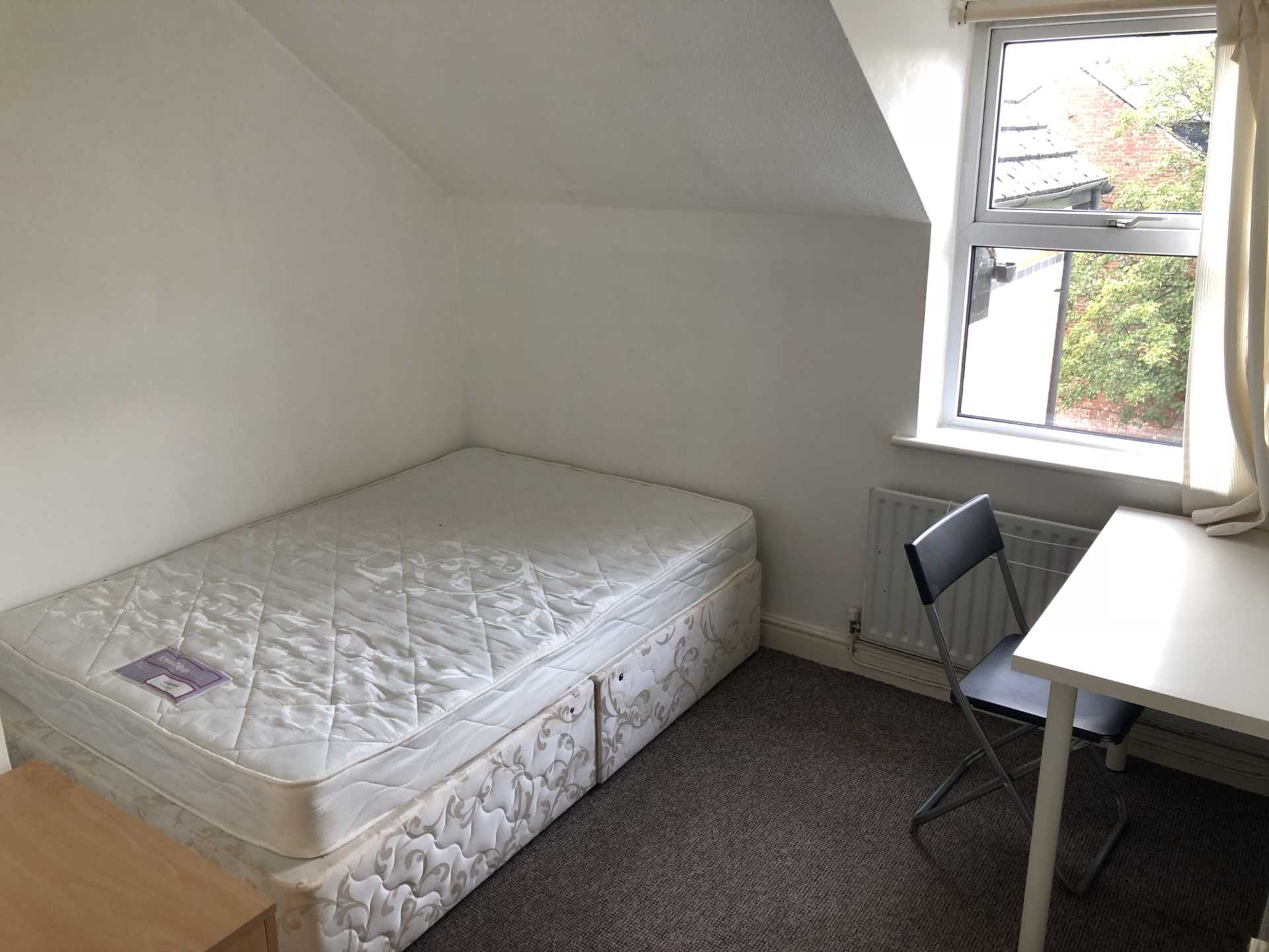 2 bedroom Apartment Let