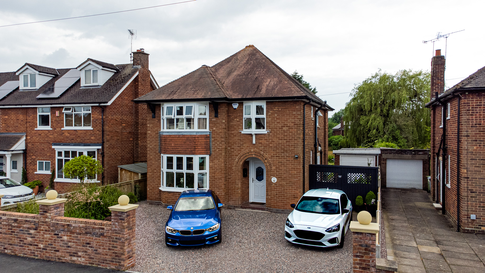 3 bedroom Detached House SSTC