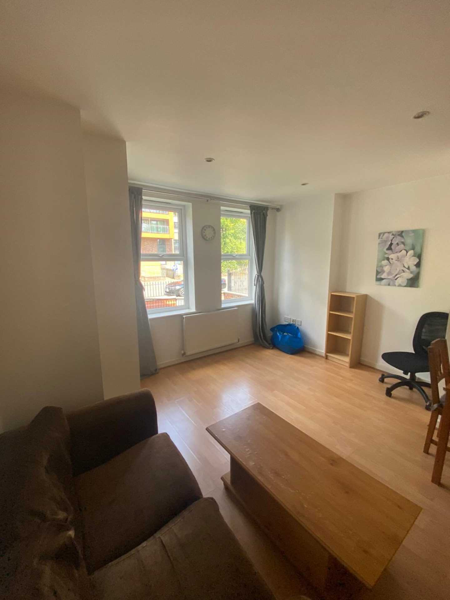 3 bedroom Apartment Let