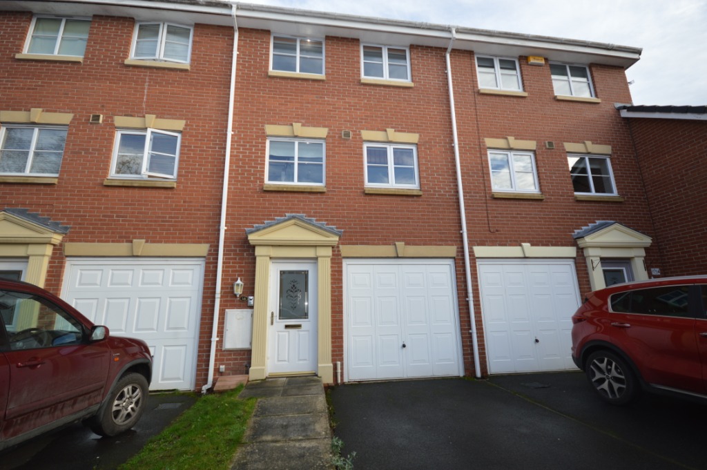 3 bedroom House Let agreed