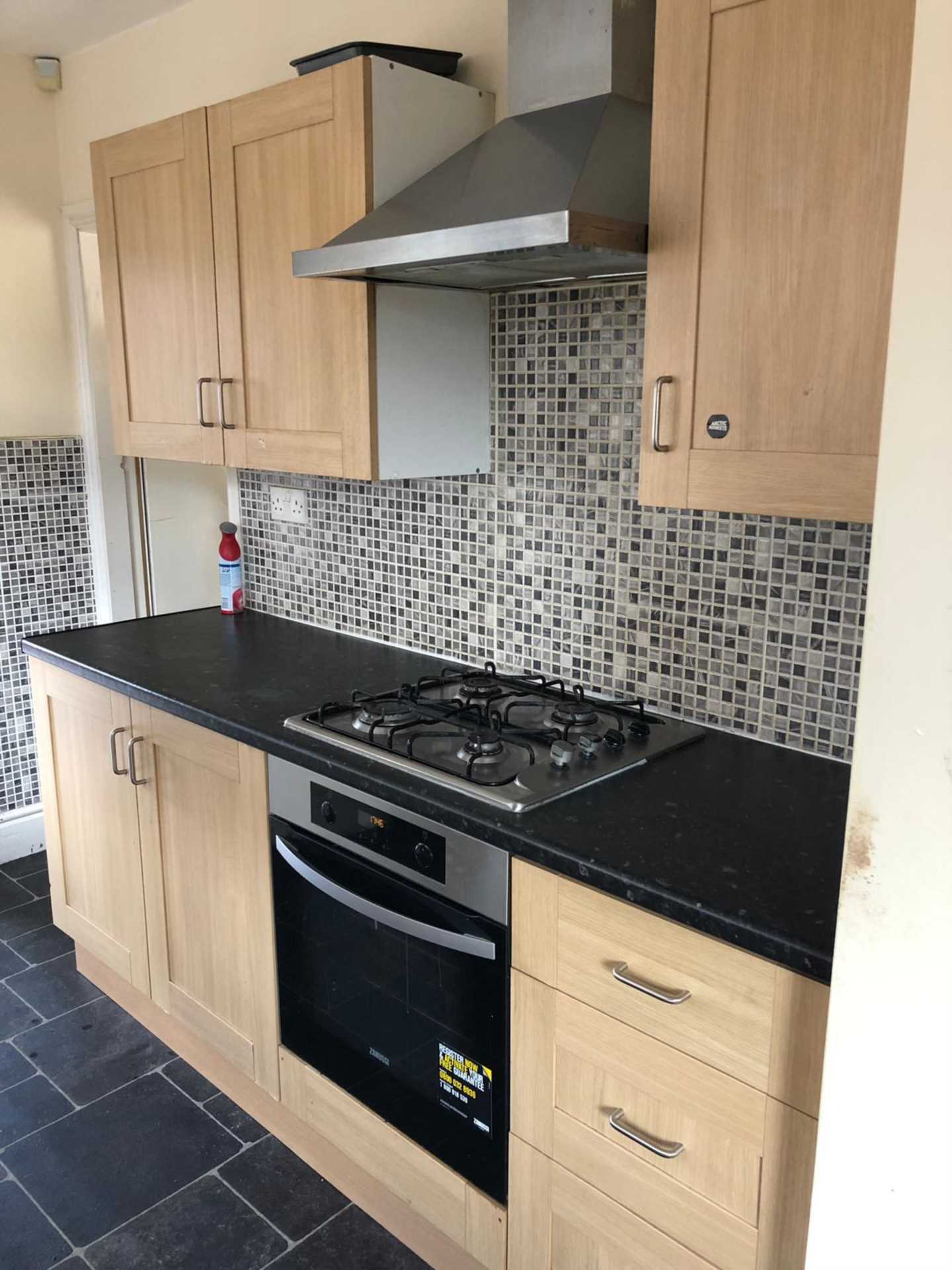 4 bedroom Semi-Detached To Let