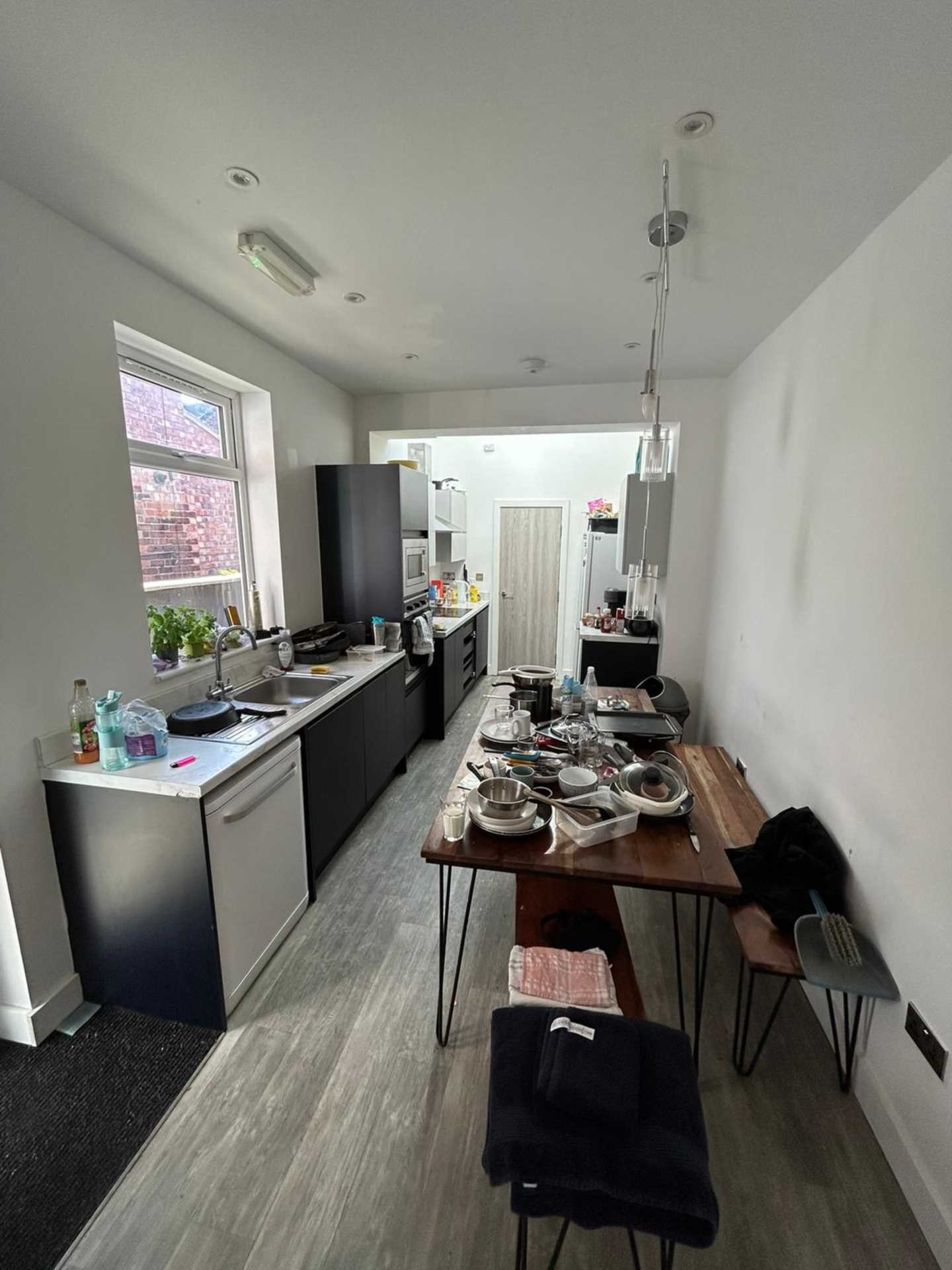 6 bedroom Terraced To Let