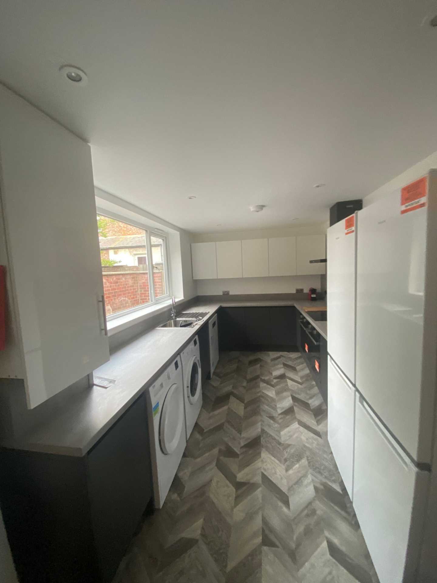 6 bedroom Terraced To Let