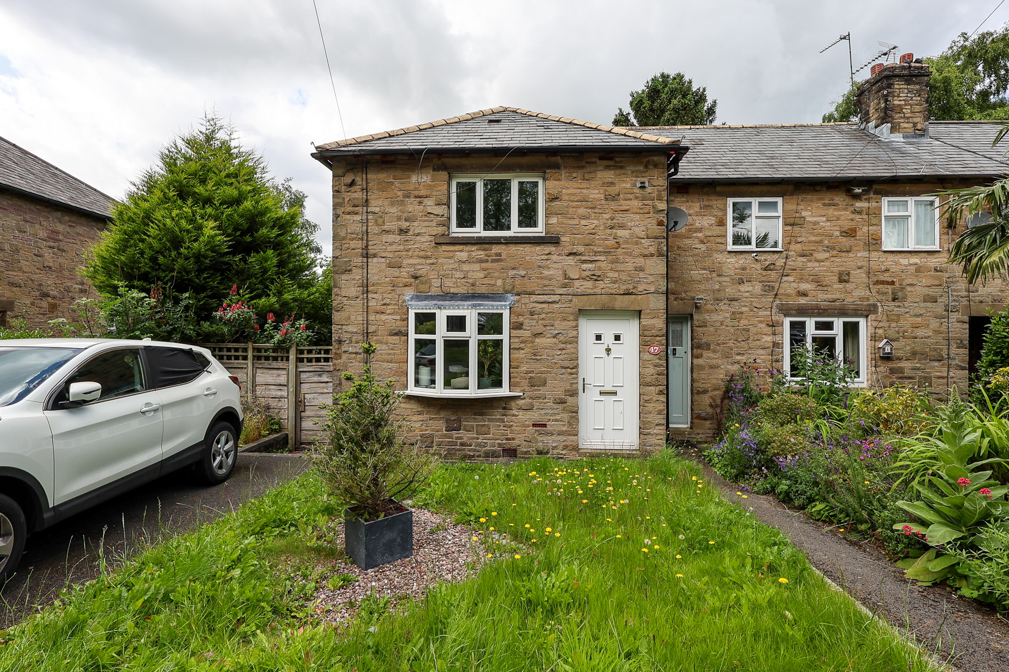 3 bedroom Semi-Detached House Let agreed
