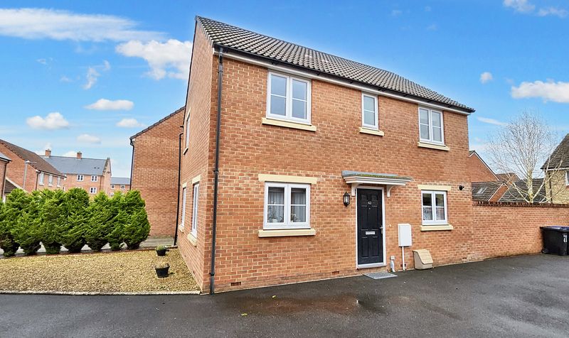 3 bedroom Detached House SSTC