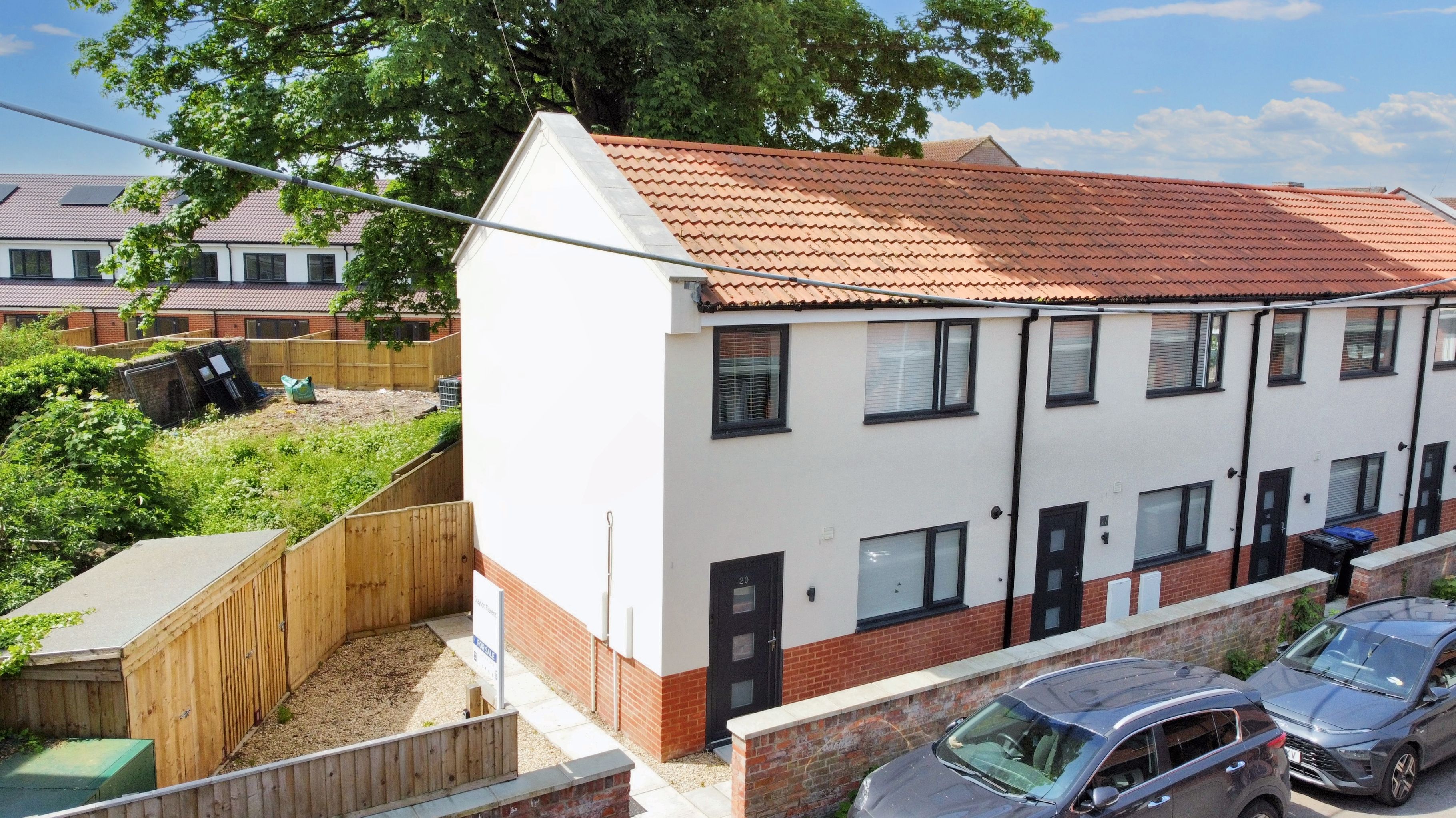2 bedroom House For Sale