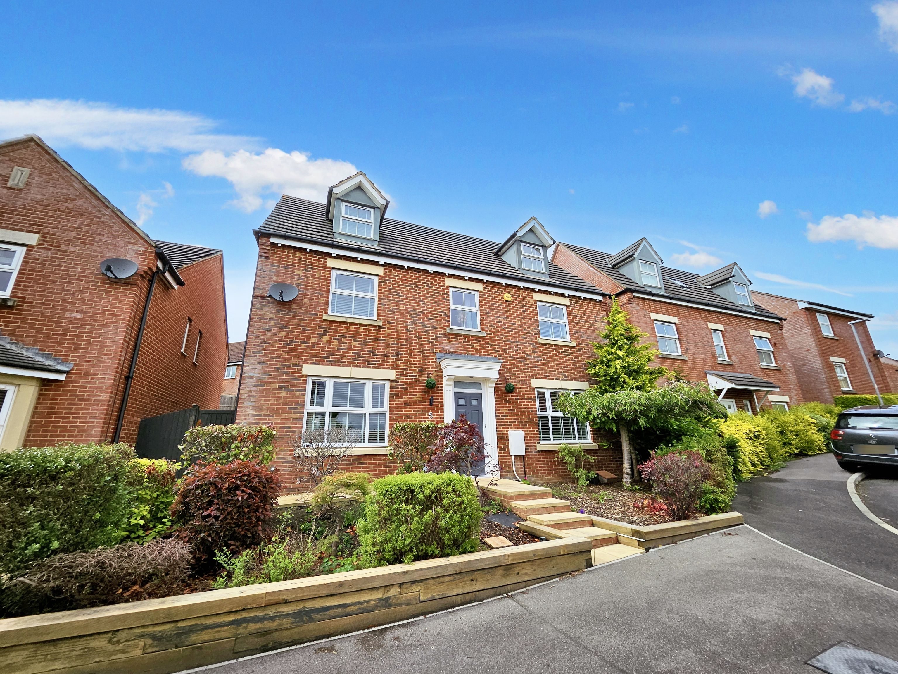 5 bedroom House SSTC