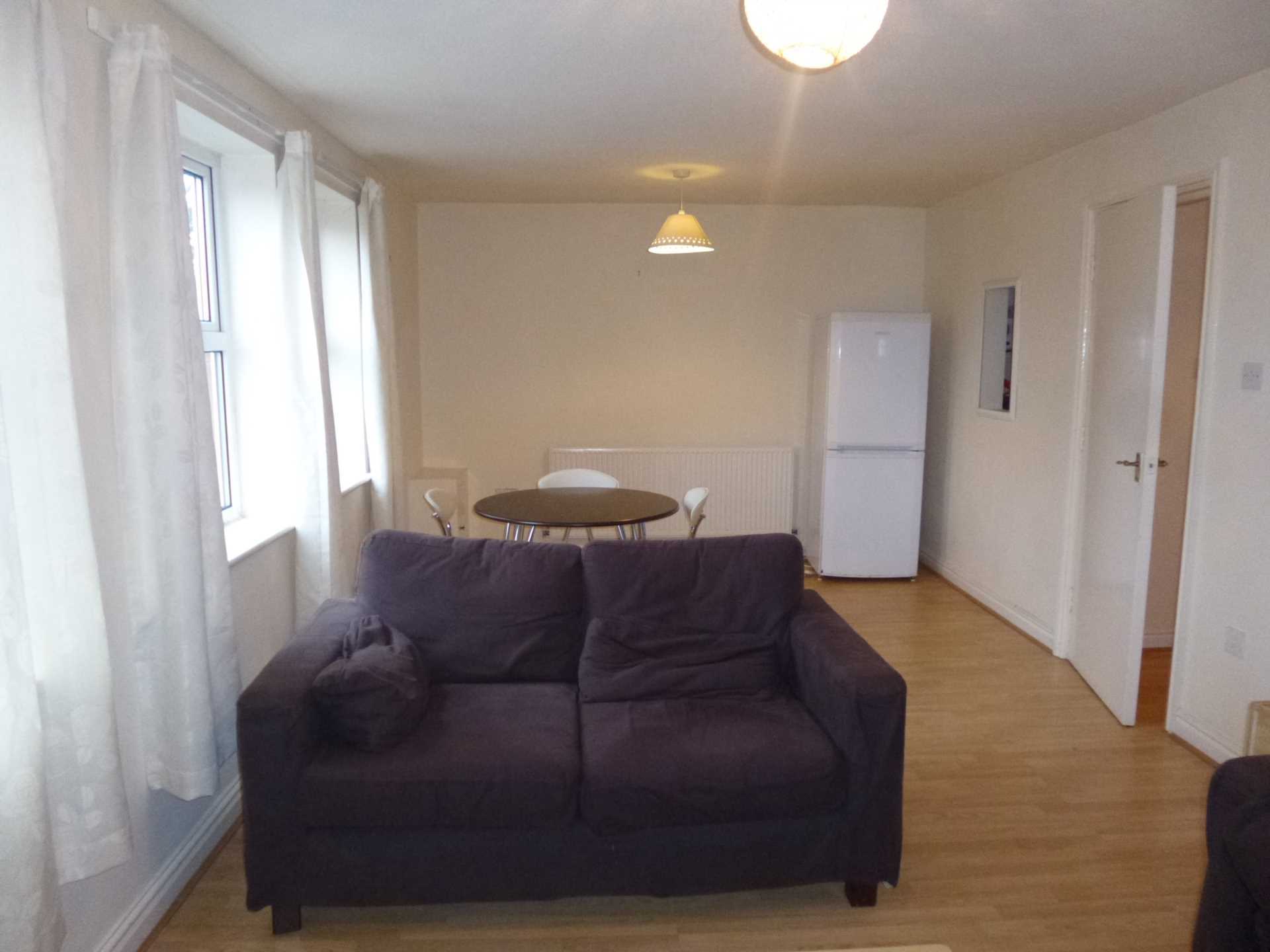 2 bedroom Apartment Let
