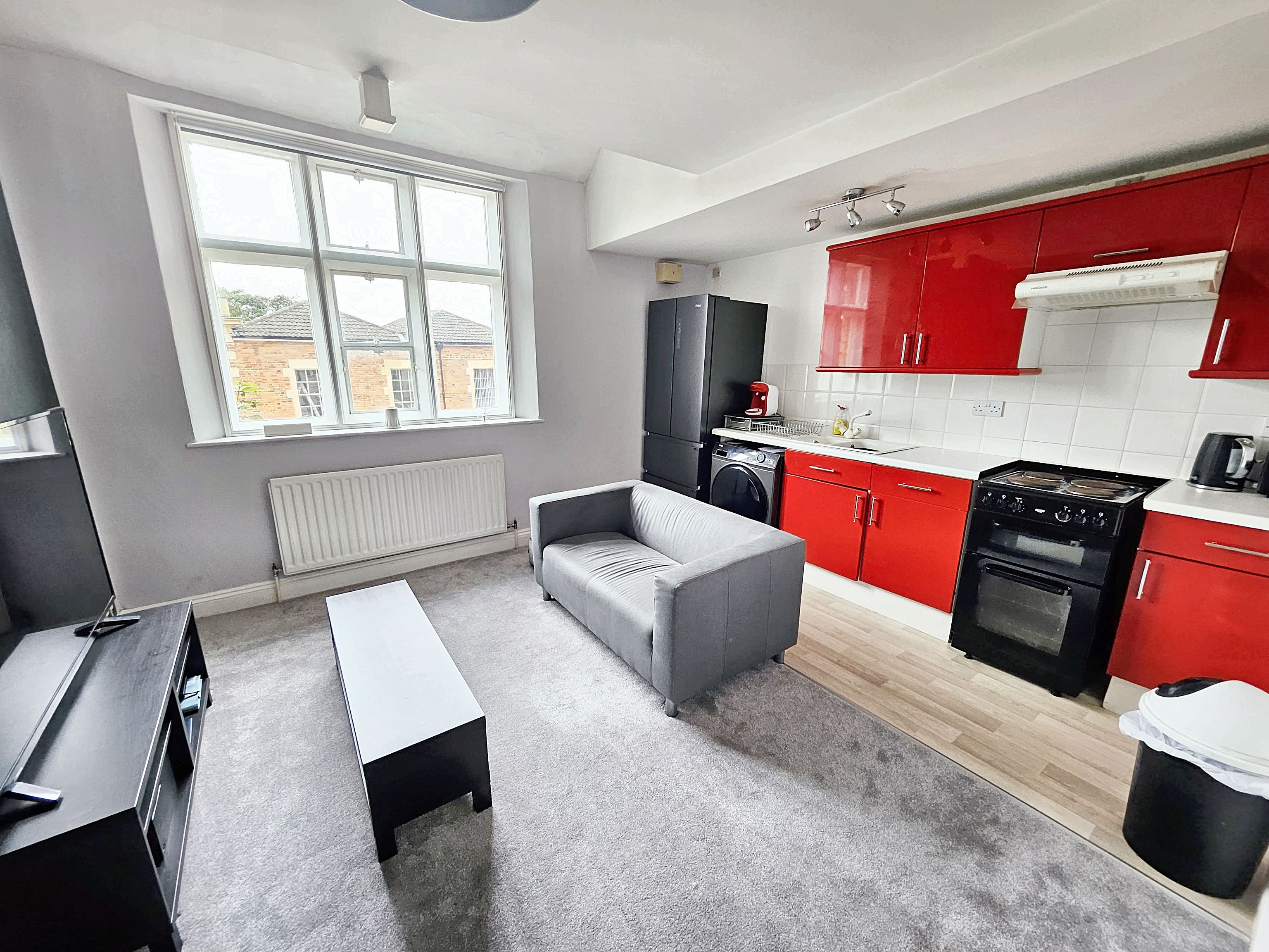 1 bedroom Apartment For Sale