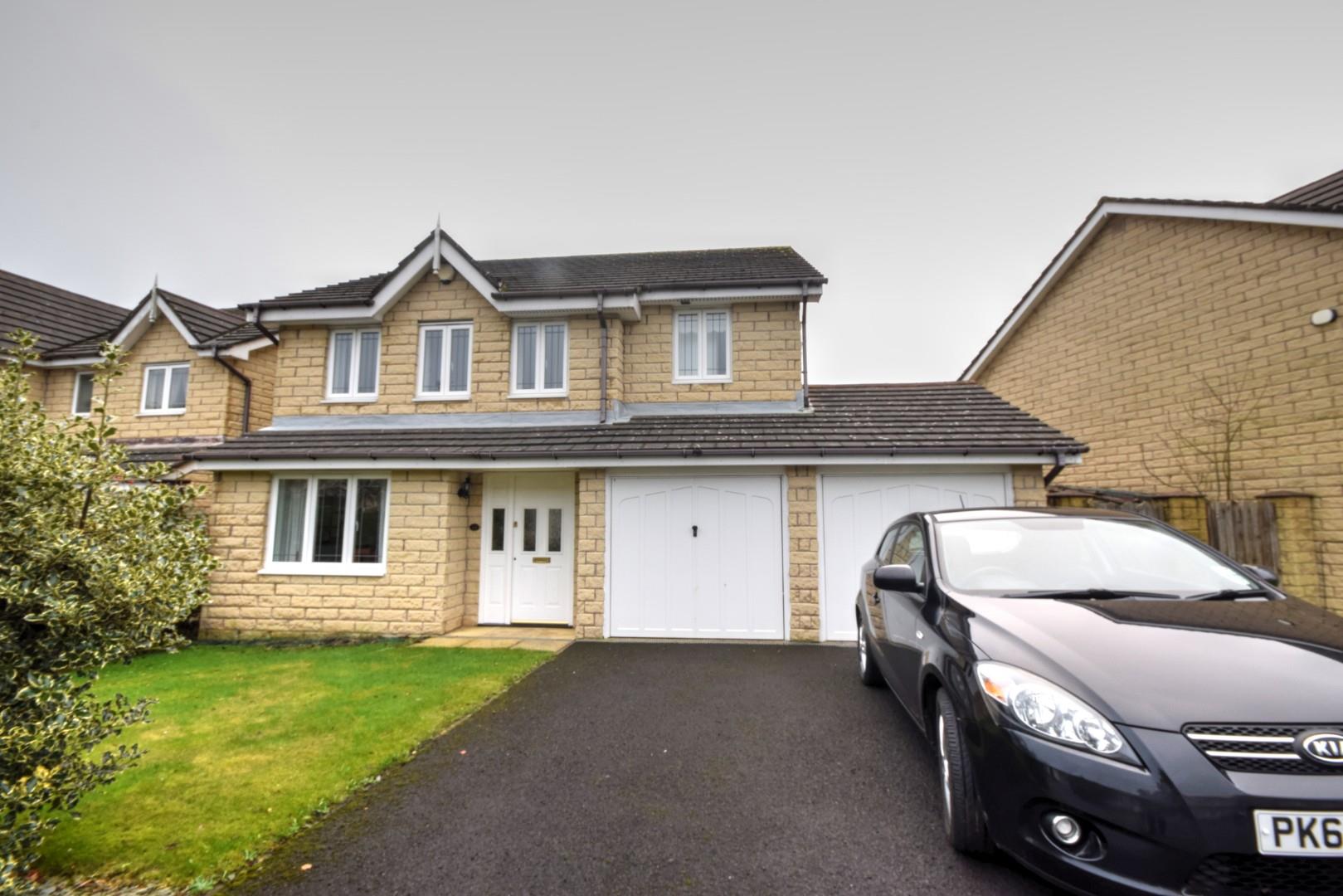 4 bedroom Detached Under Offer
