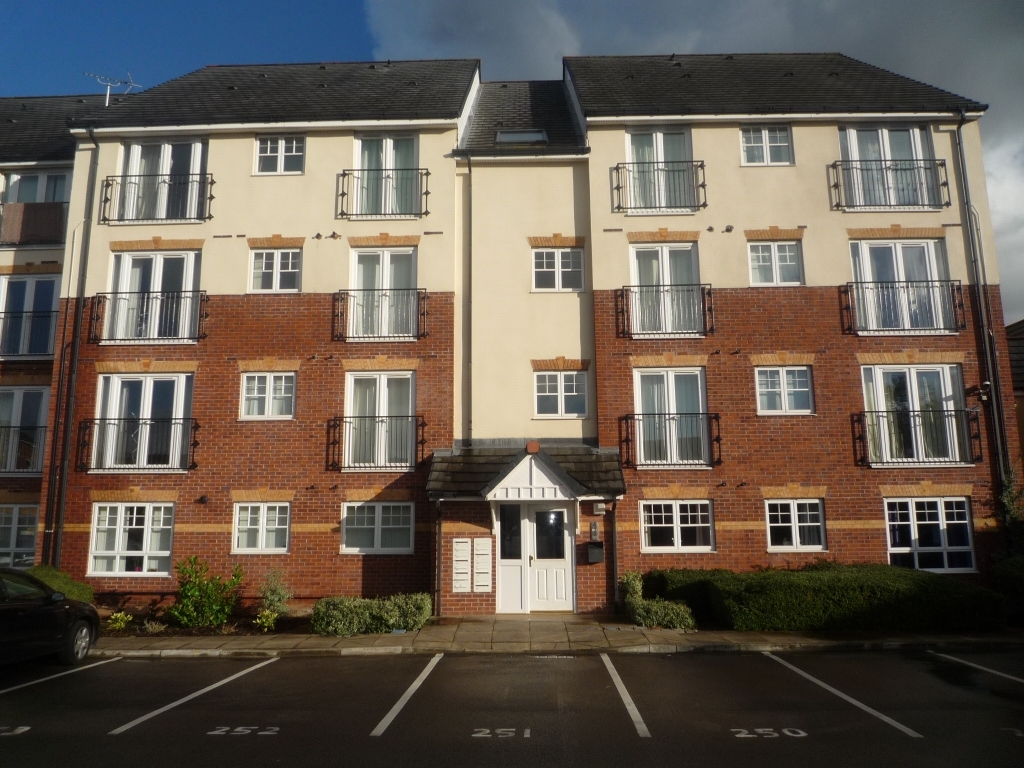 2 bedroom Apartment For Sale
