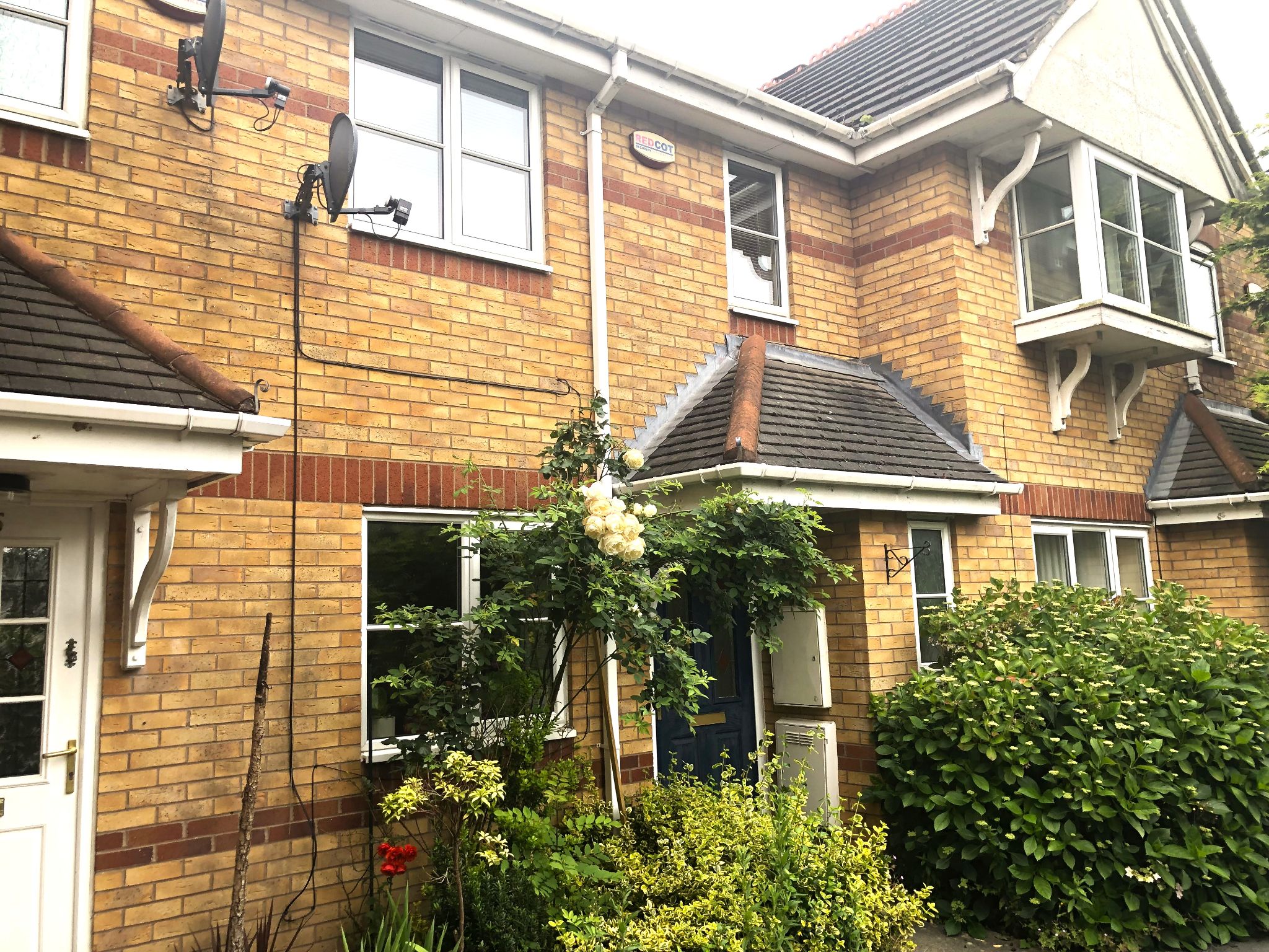 2 bedroom House For Sale