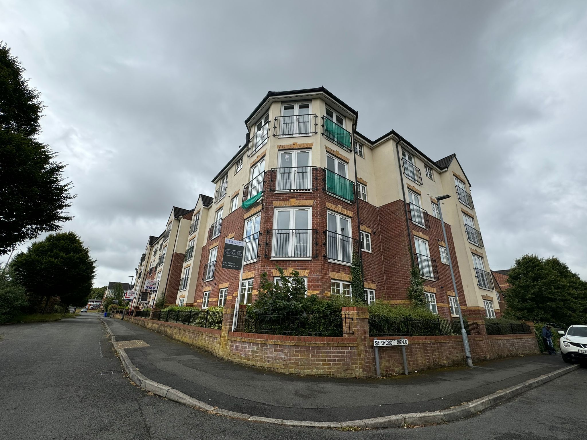 2 bedroom Apartment Let