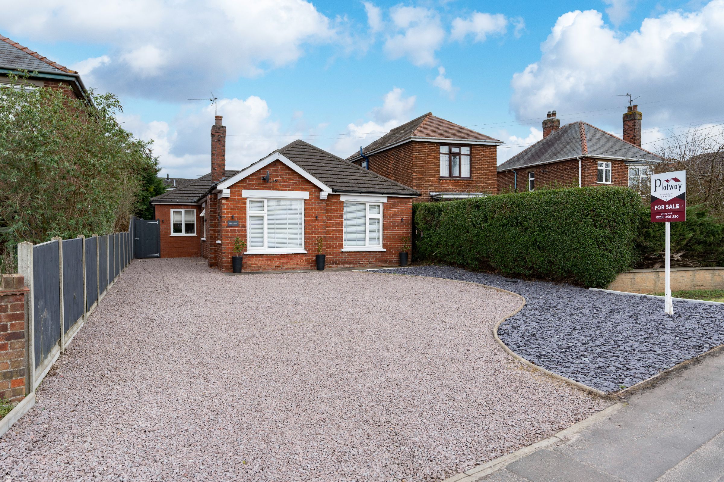 3 bedroom Bungalow For Sale