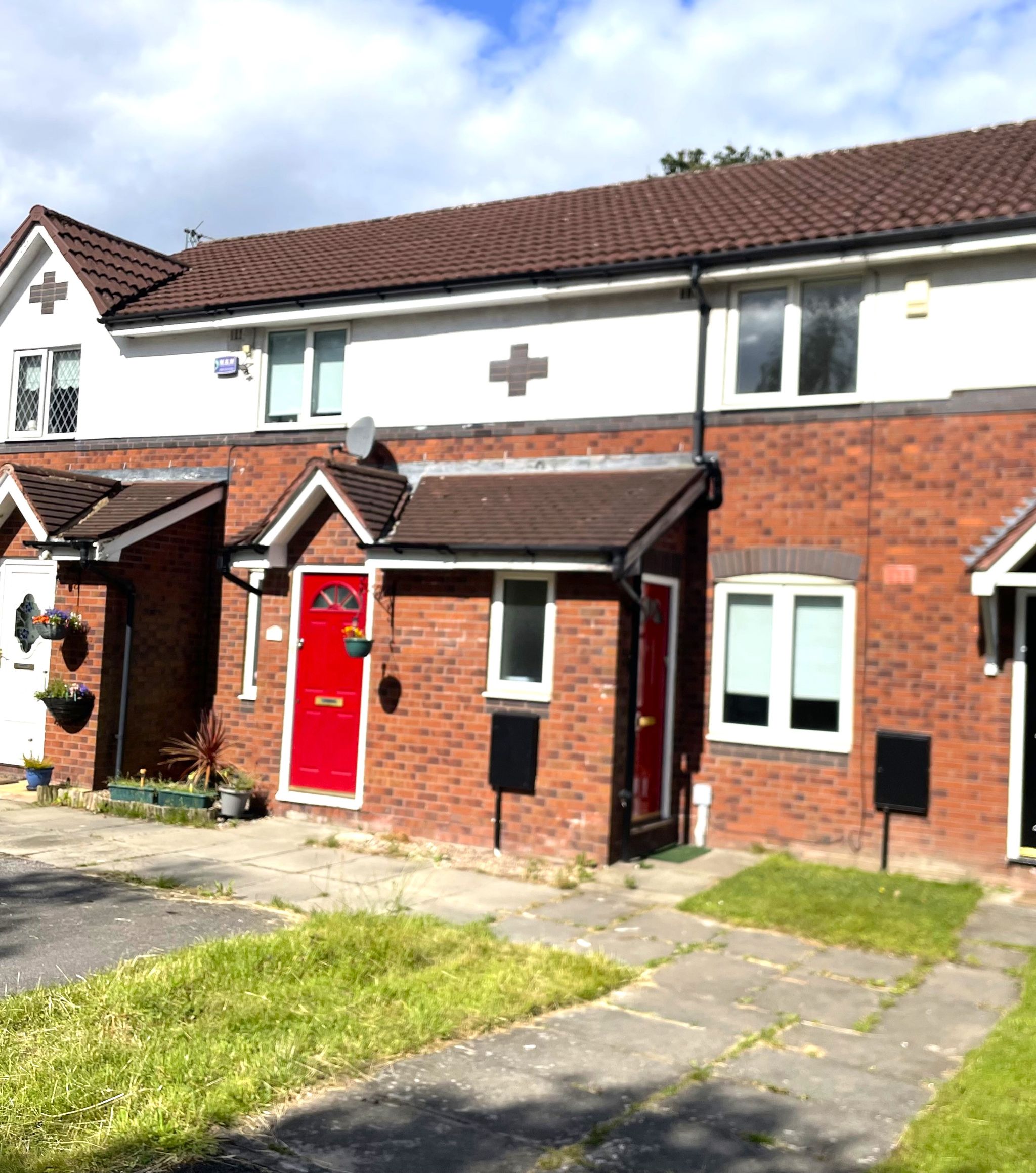 2 bedroom House For Sale