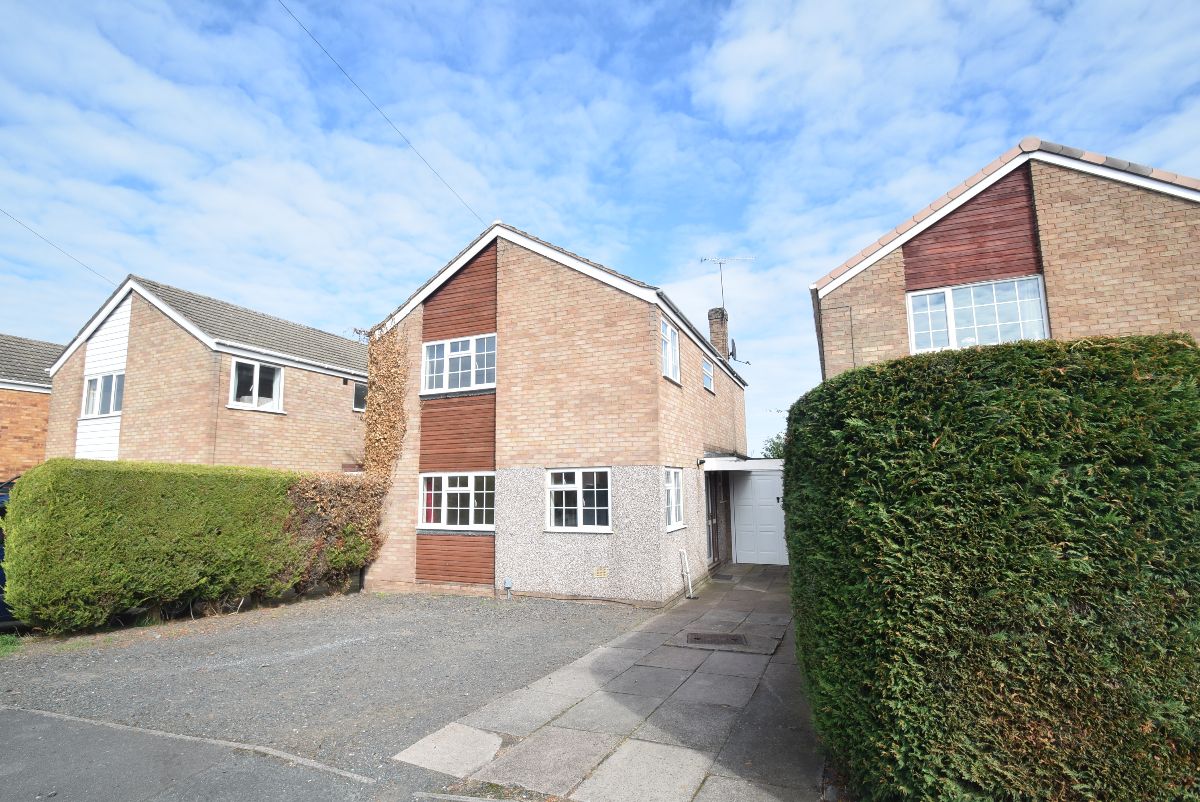 5 bedroom Detached Let Agreed