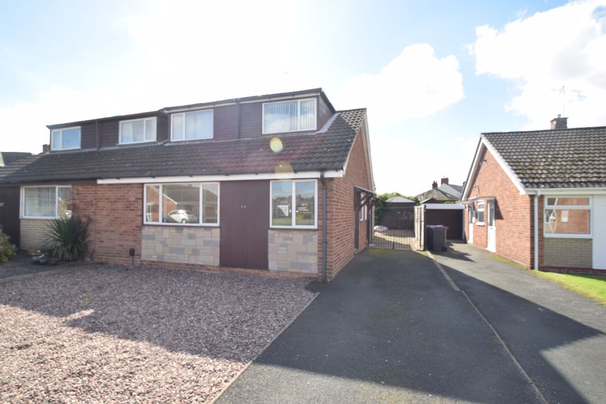 4 bedroom Semi-Detached Let Agreed