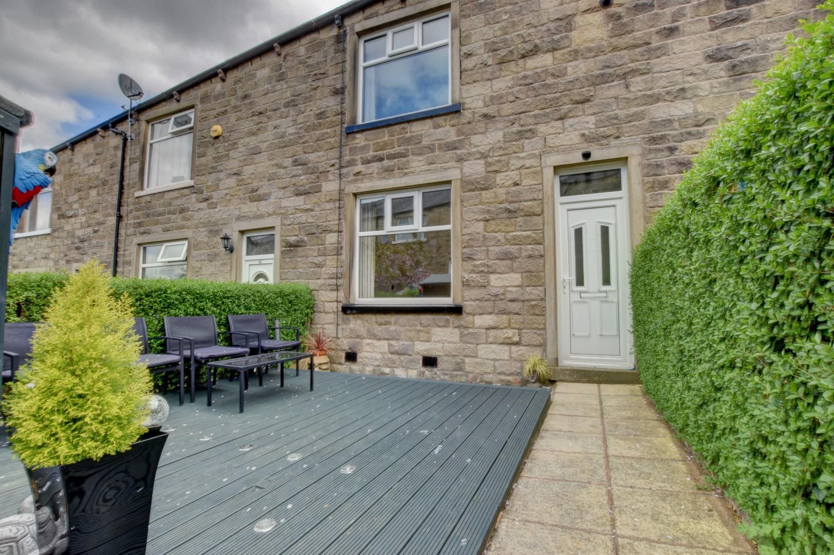 3 bedroom Terraced SSTC