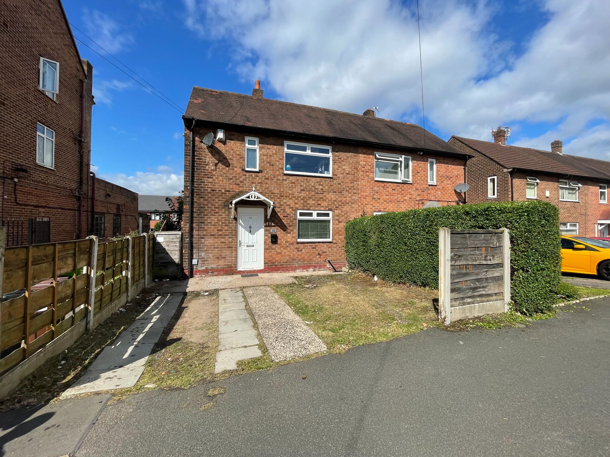 3 bedroom House For Sale