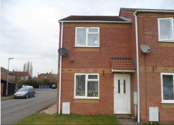 2 bedroom Semi-Detached To Let