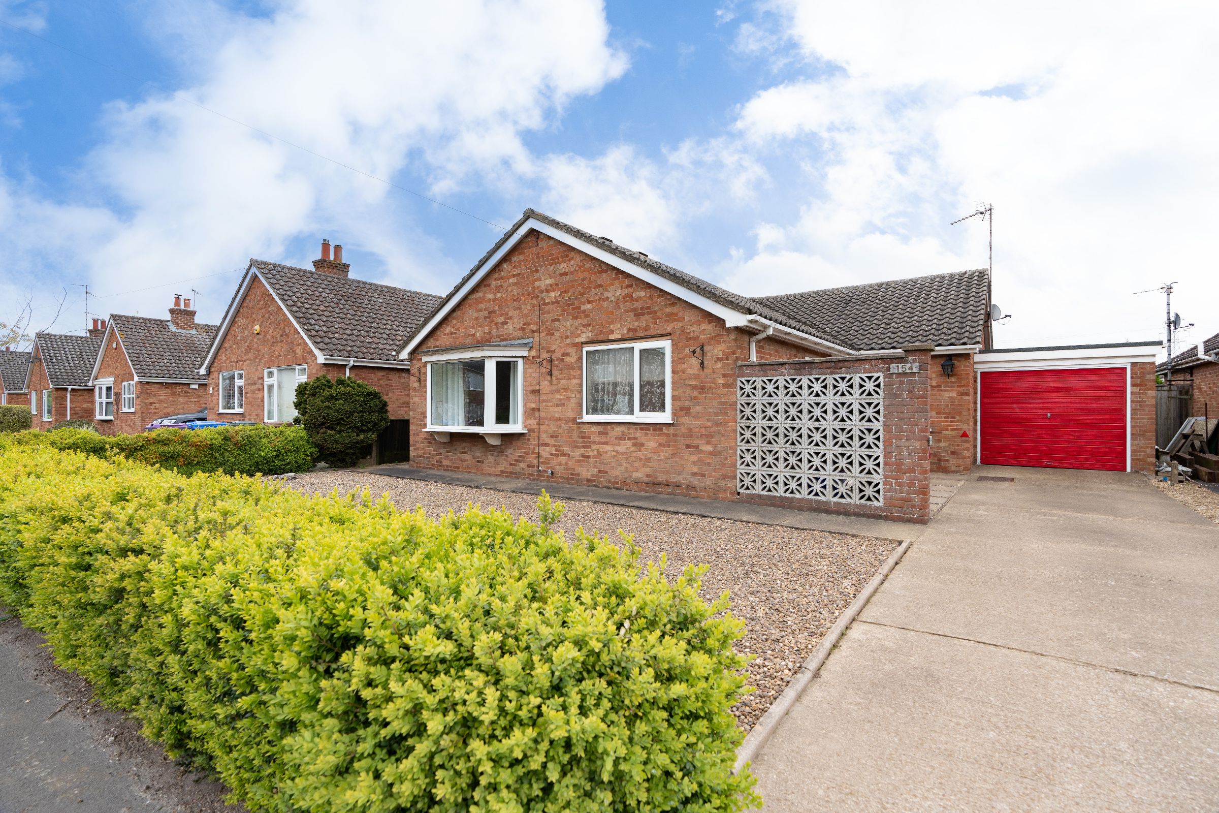 3 bedroom Bungalow For Sale