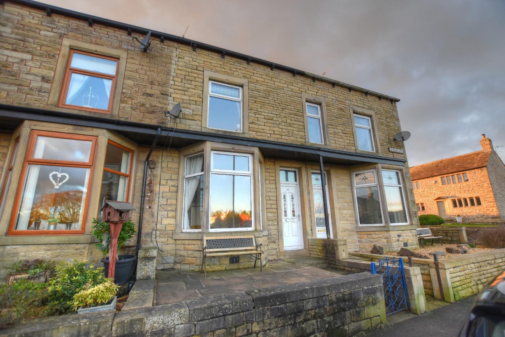3 bedroom Terraced SSTC