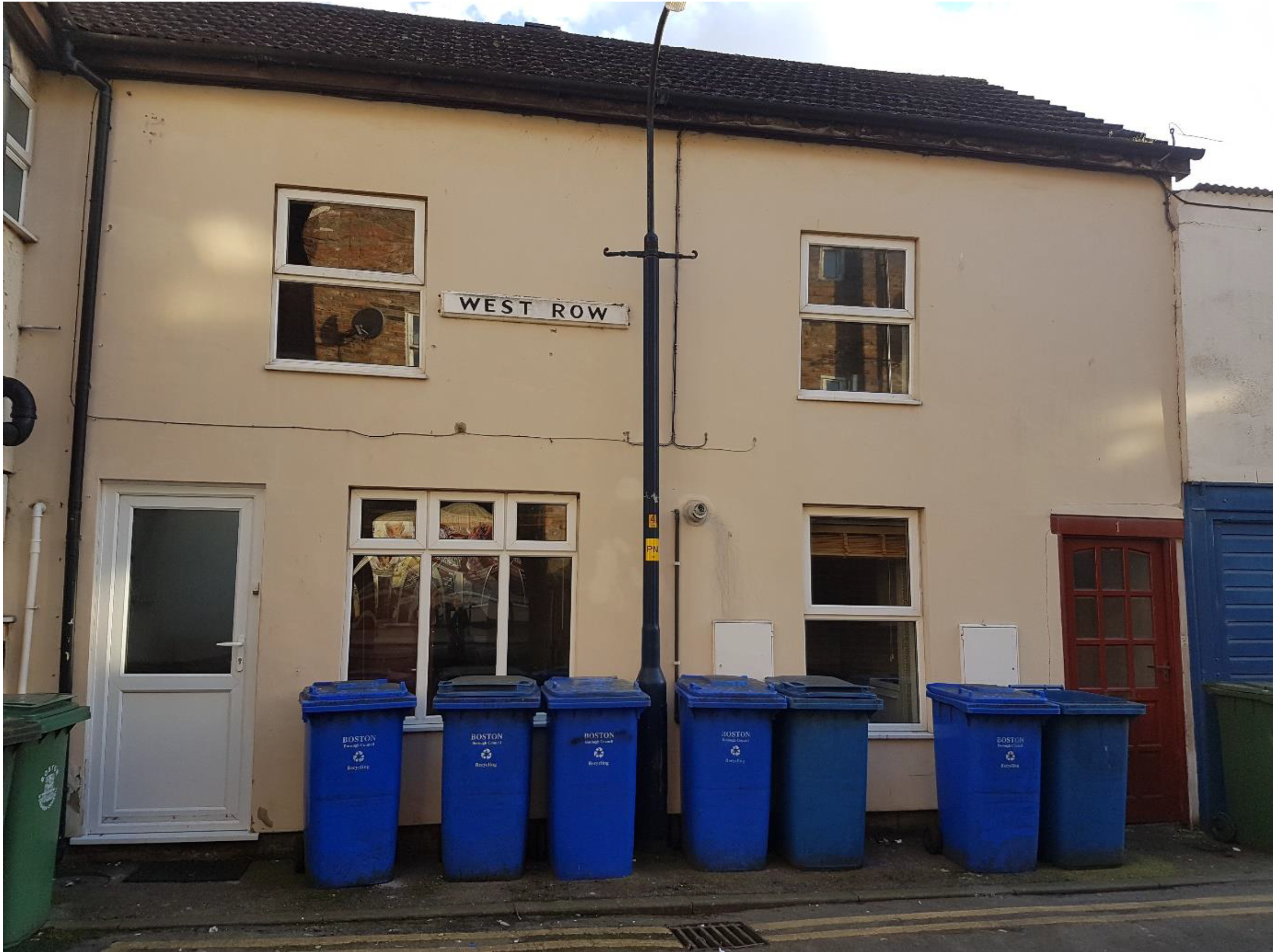 4 bedroom Terraced To Let