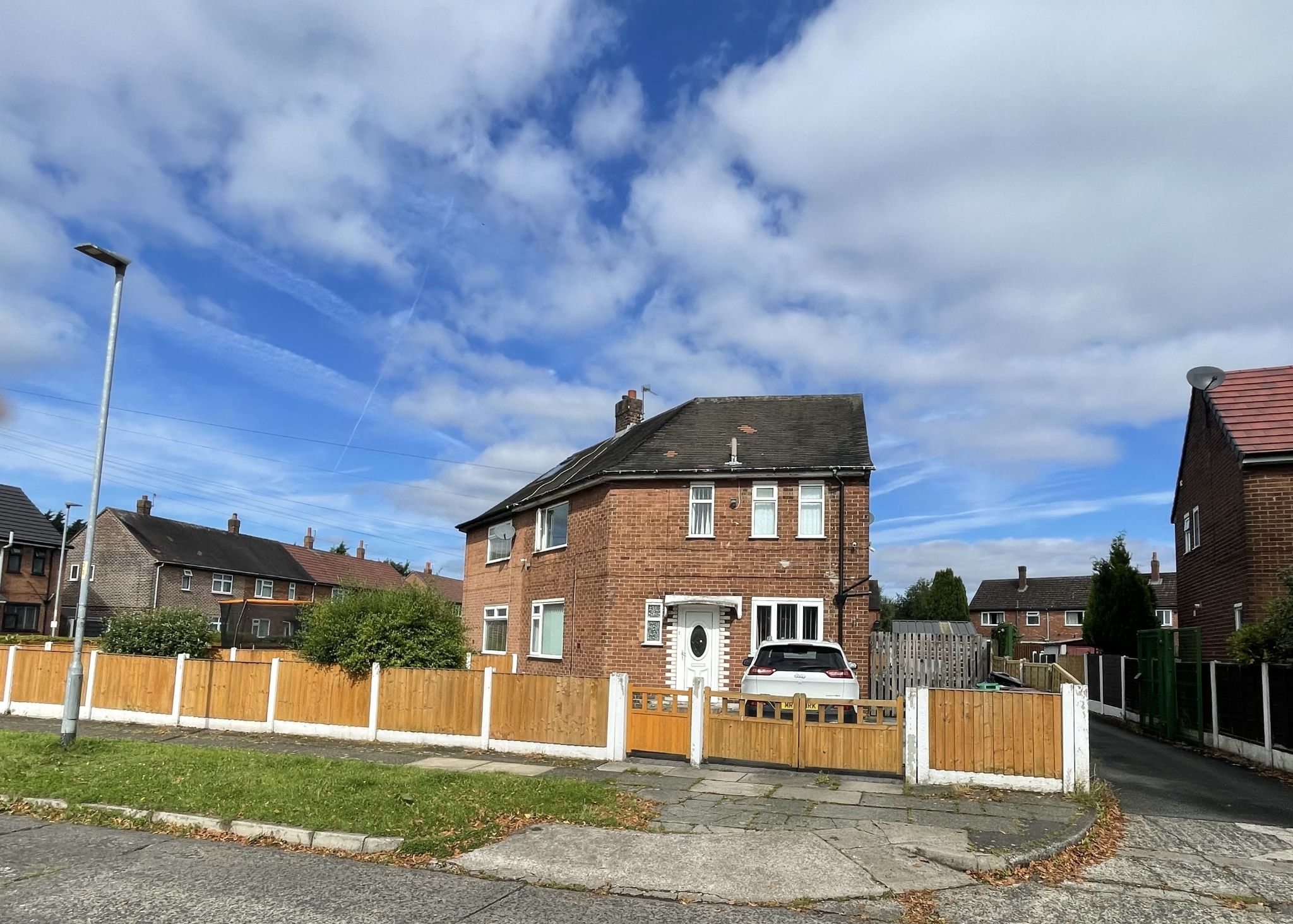 3 bedroom House For Sale
