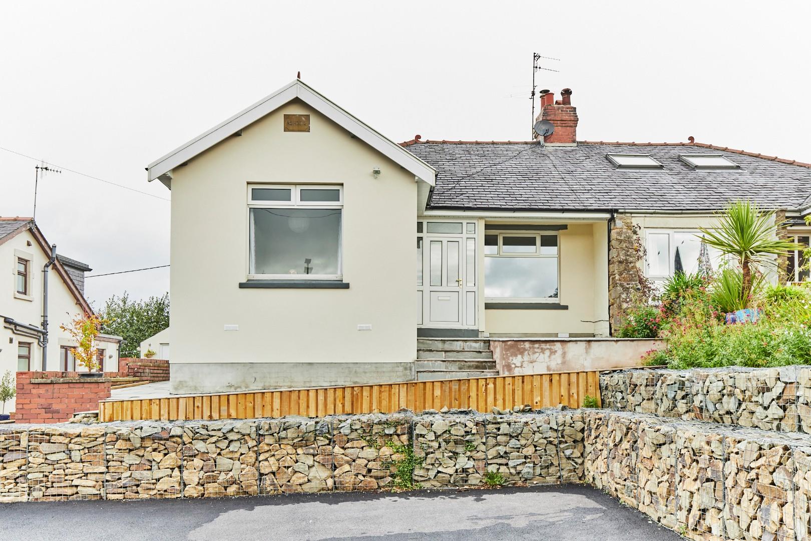 3 bedroom Semi Detached SSTC