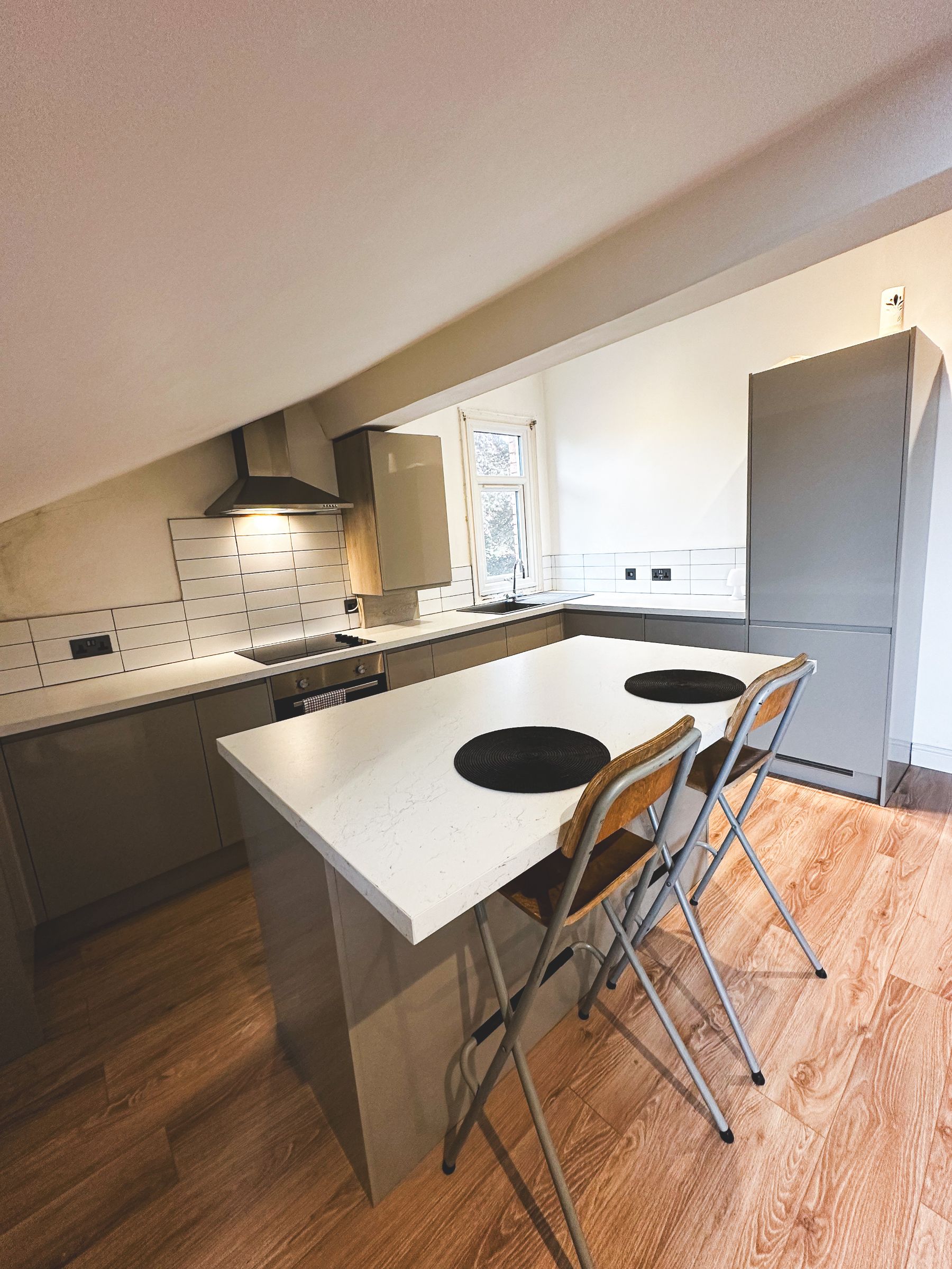 1 bedroom Apartment To Let