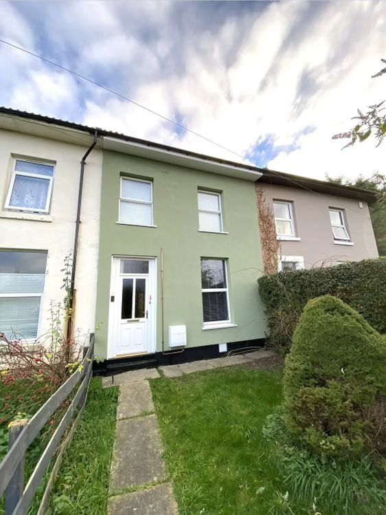 2 bedroom Terraced To Let