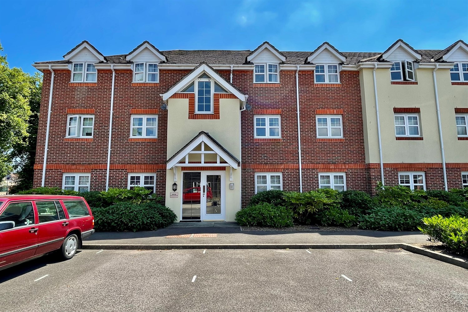 2 bedroom Apartment SSTC