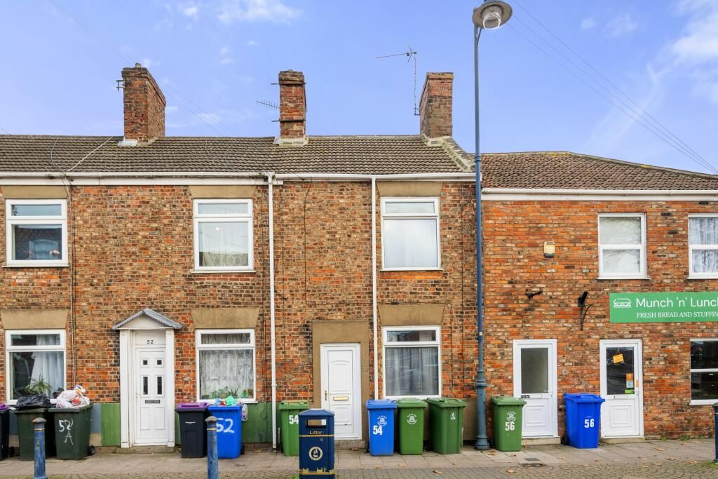 2 bedroom Terraced To Let