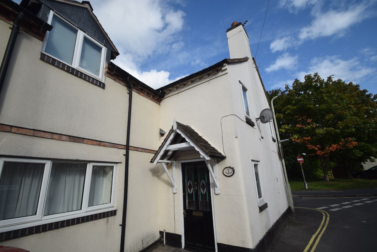 6 bedroom Semi-Detached Let Agreed