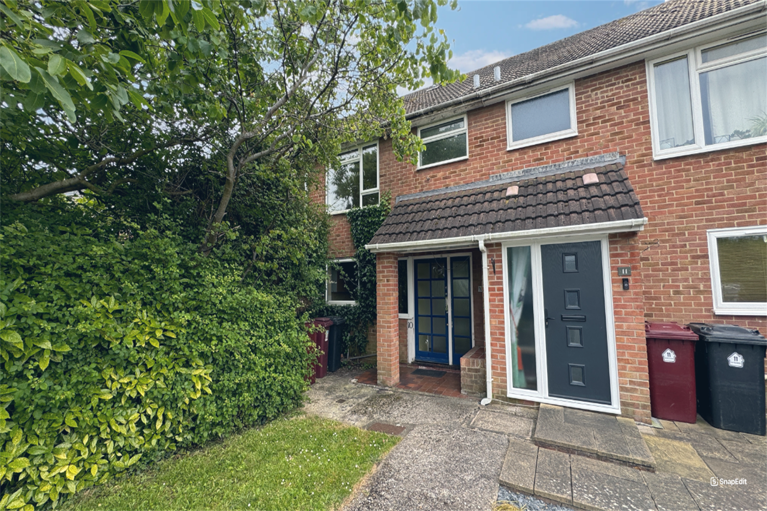 3 bedroom House (unspecified) Under Offer