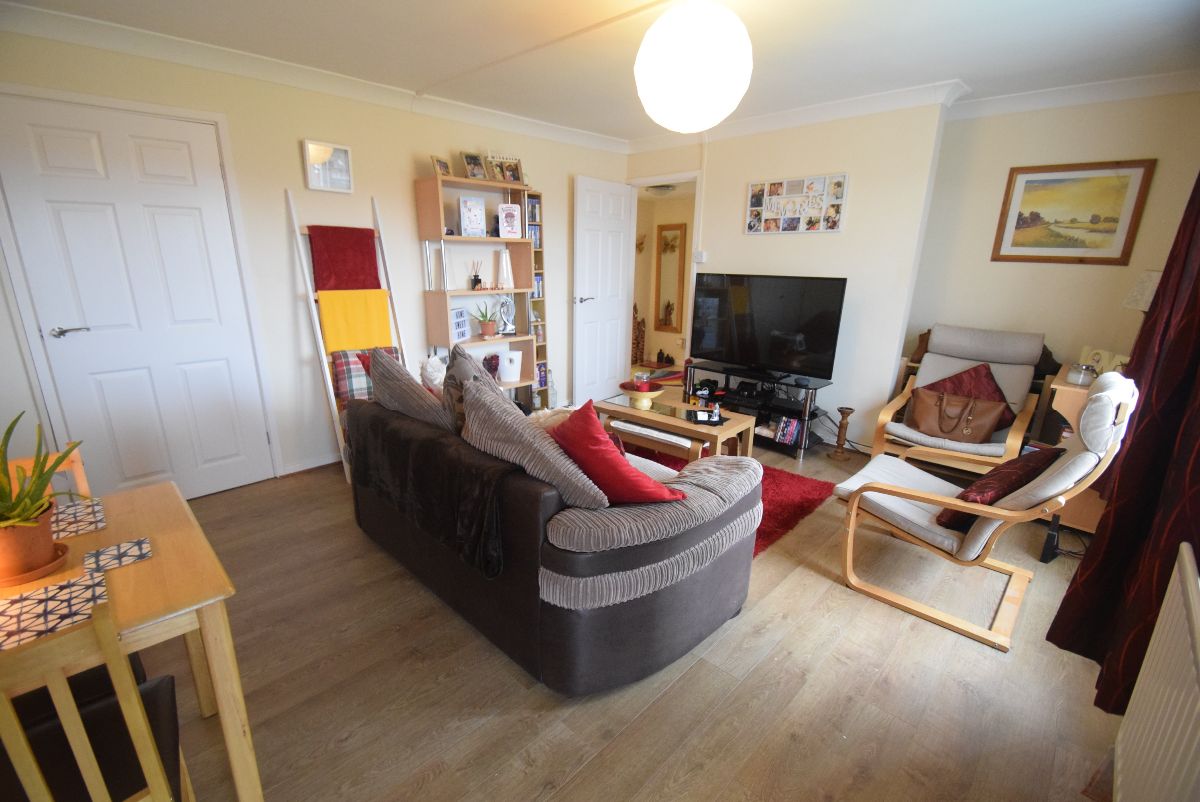 2 bedroom Apartment Let Agreed