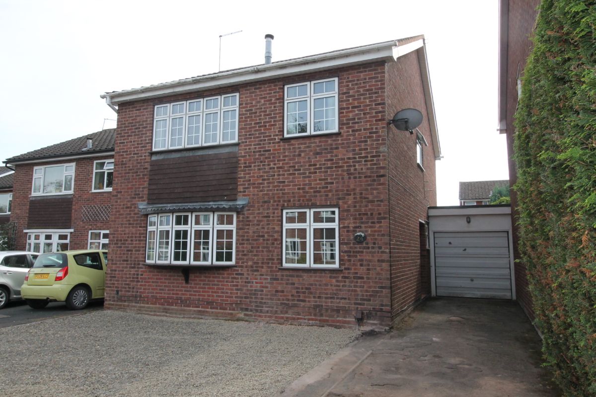 5 bedroom Detached Let Agreed