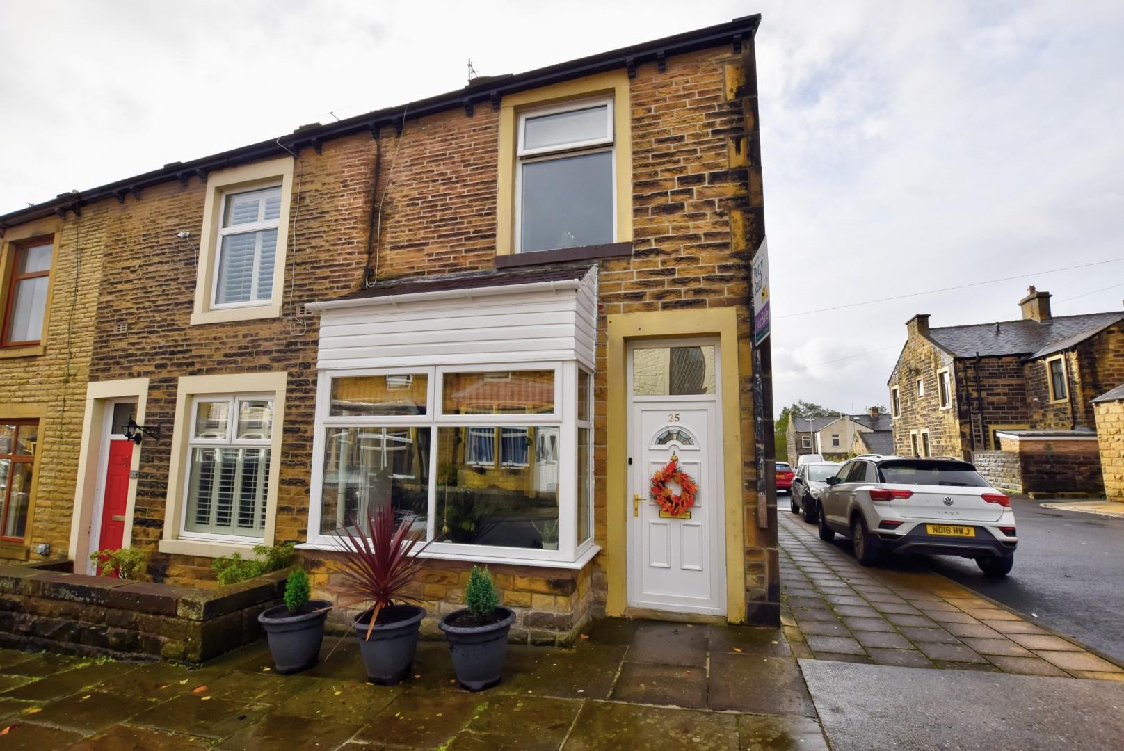 2 bedroom Terraced Under Offer