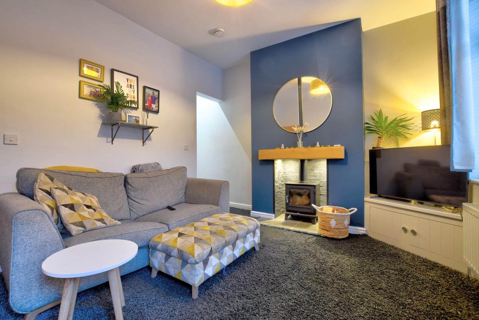 2 bedroom Terraced Under Offer