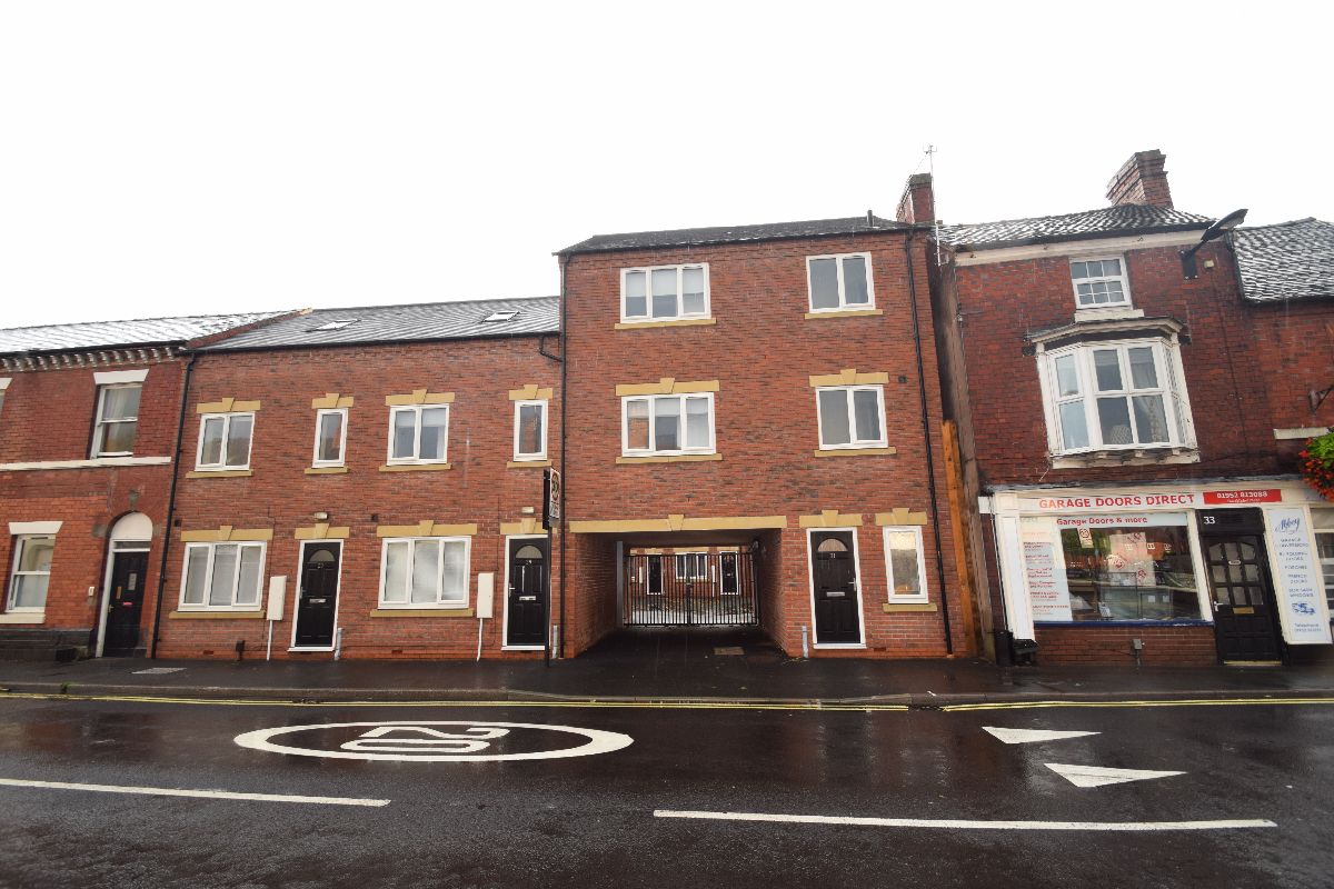 4 bedroom Apartment Let Agreed