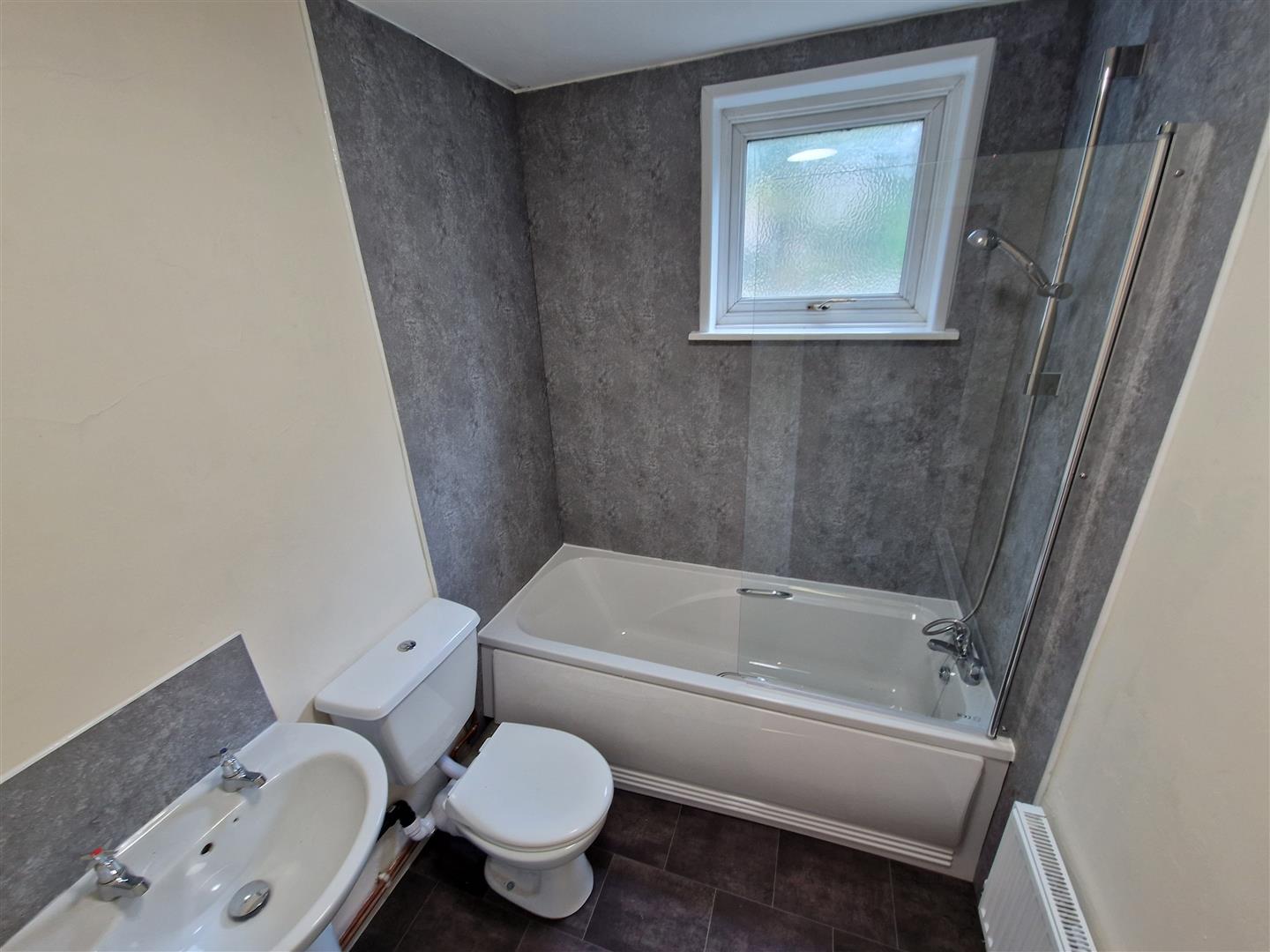 1 bedroom Apartment To Let
