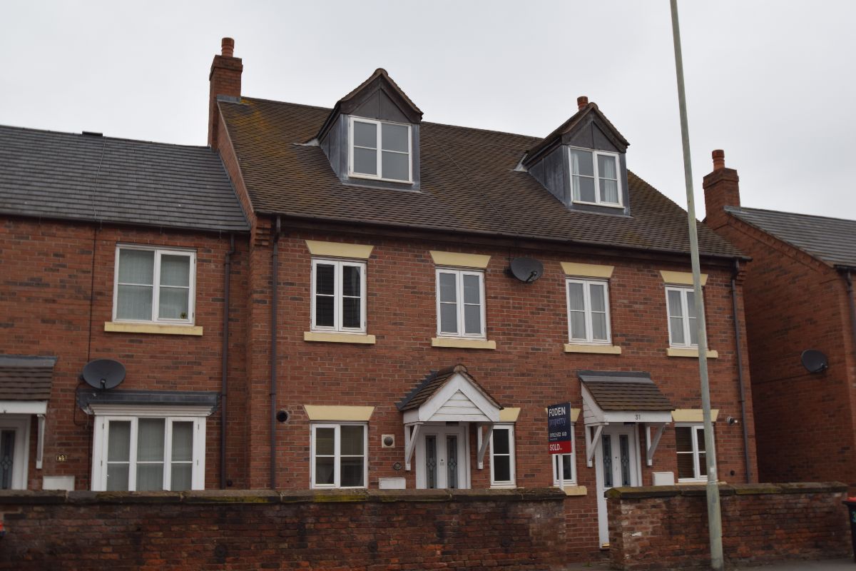 3 bedroom Terraced Let Agreed