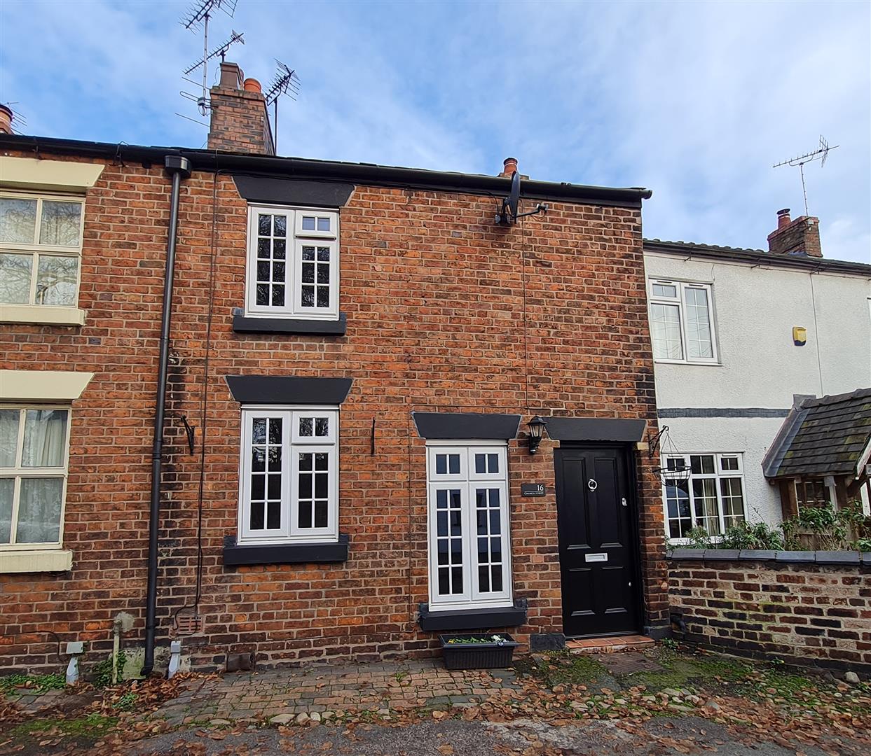 2 bedroom Cottage To Let