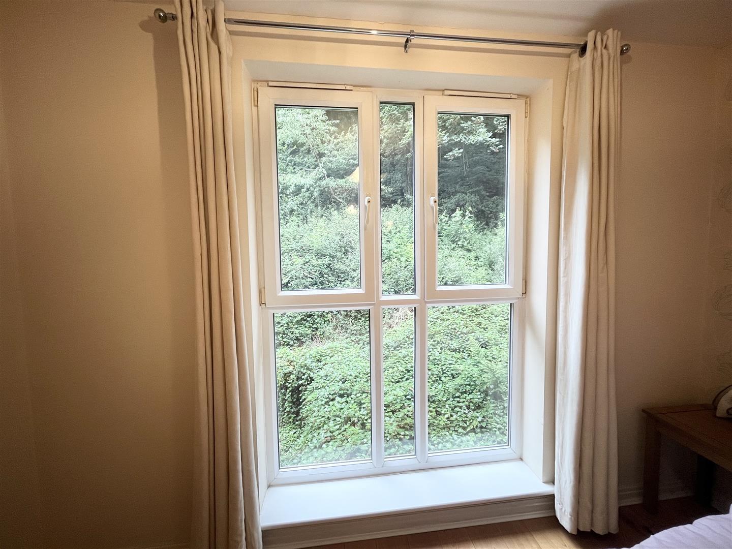 1 bedroom Apartment To Let